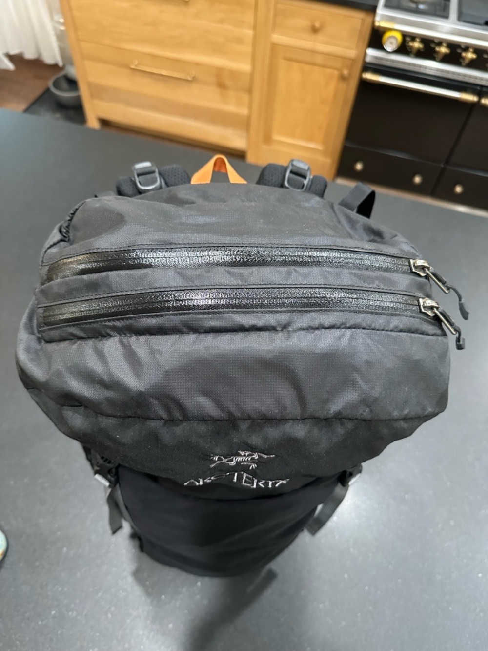 Arc'teryx Axios 35L Hiking Backpack - Black - Rare/Discontinued - Picture 8 of 13